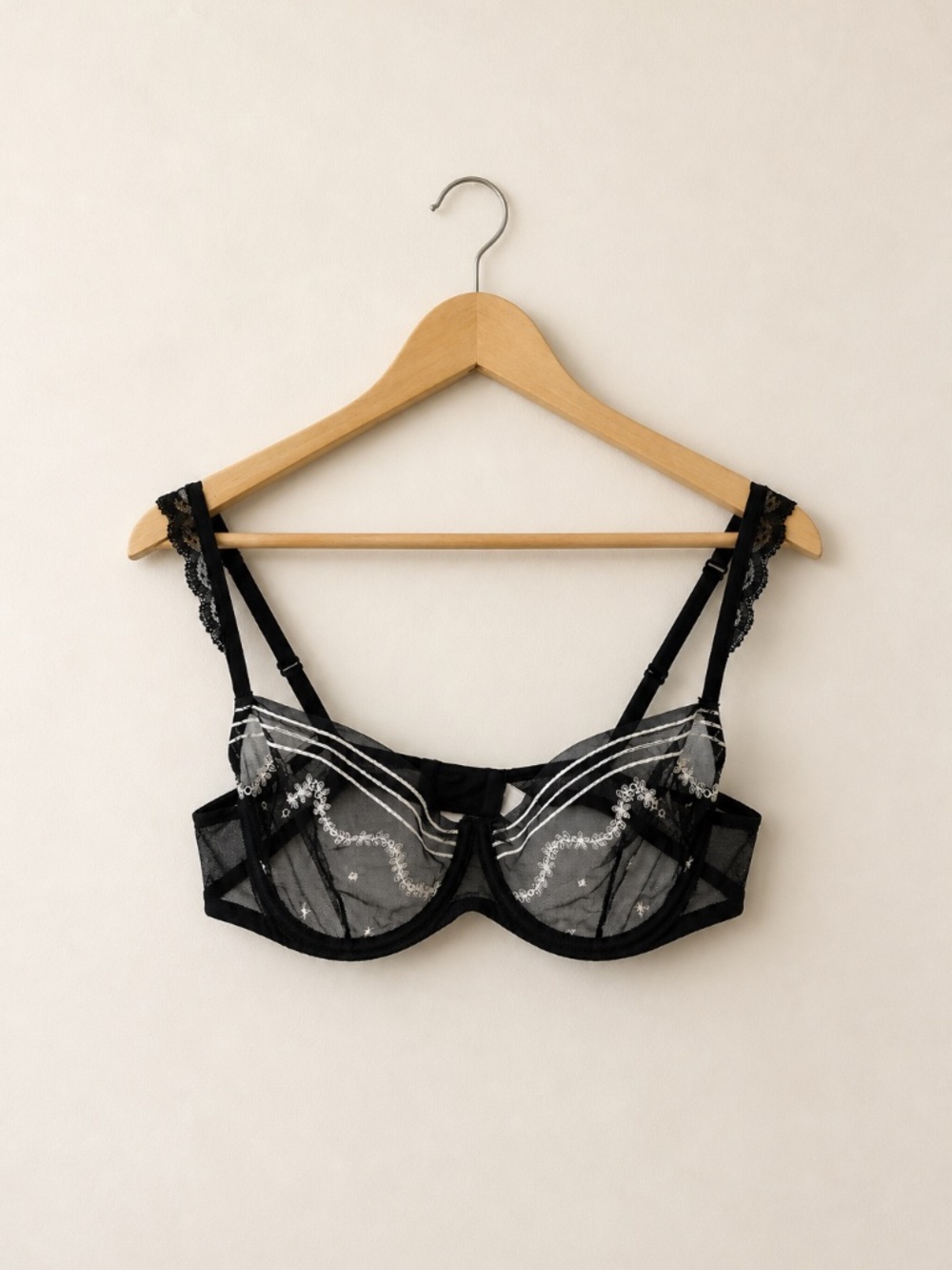 Etam Paris Black Bras‎ Size 36B
